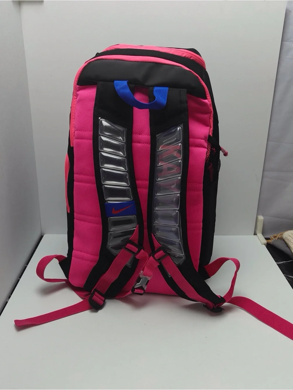 🌹Nike Black Backpack with Pink Accents and Gradient Detail
